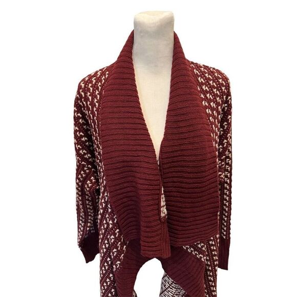 Romeo & Juliet Couture Women's Burgundy Geometric Cardigan Sweater M - Picture 2 of 12